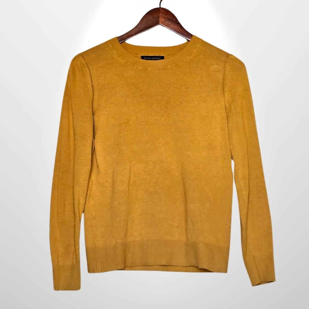 Banana Republic Forever Sweater, Size Small in Mustard Yellow